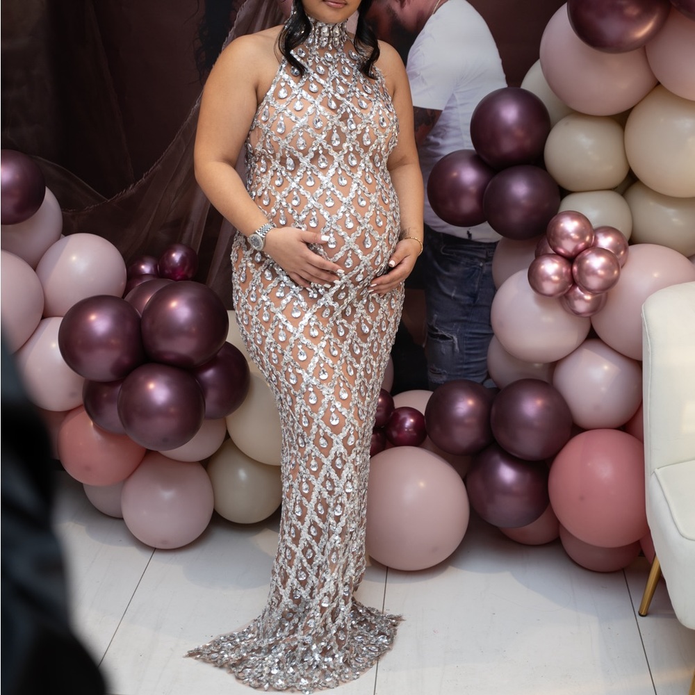 Chandelier gown. Fits One size. Worn once for a couple hours